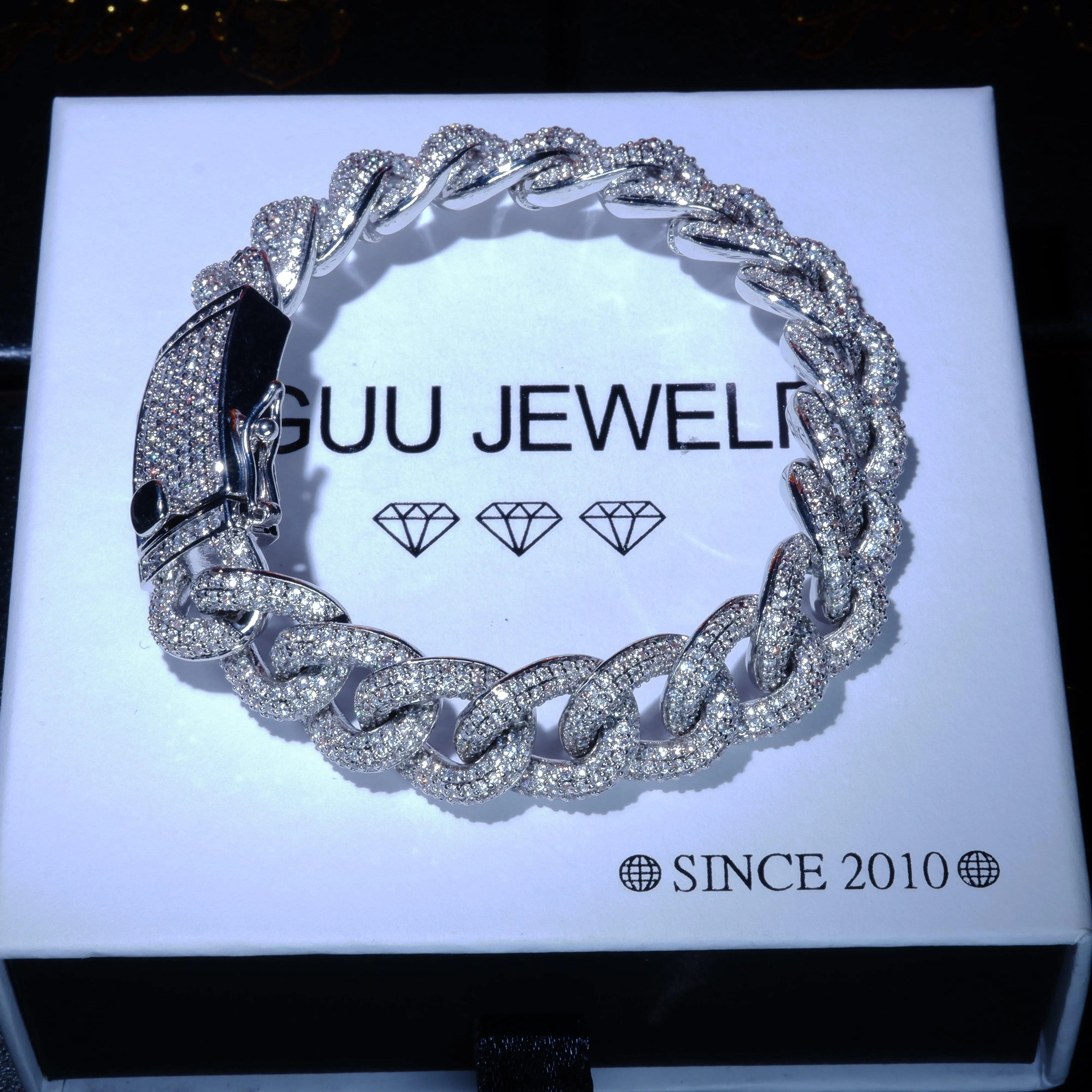 18K WhiteGold-Plated Solid Cuban Link Bracelet