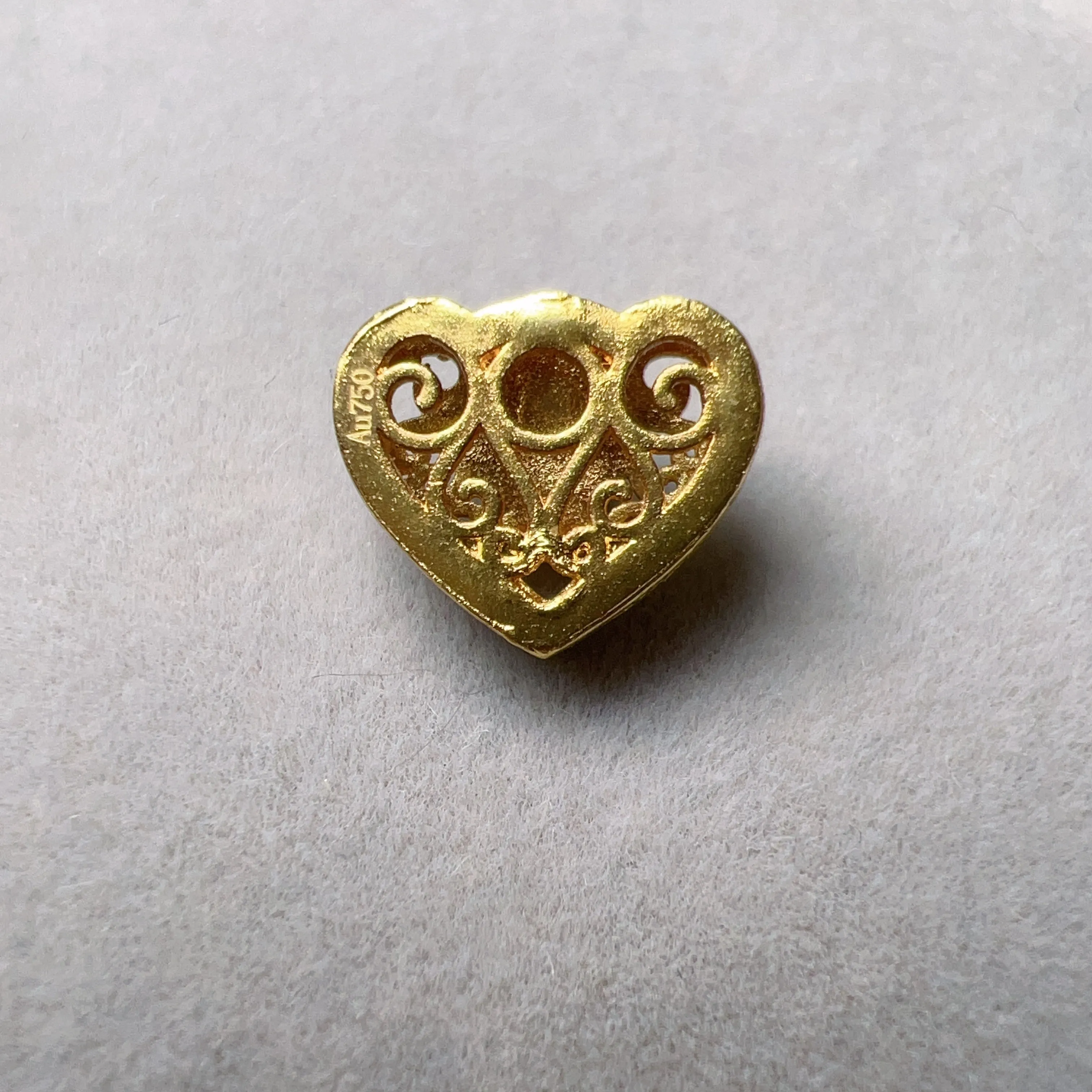 18K Yellow Gold with Green Nephrite Setting Heart Shape Bead Charms for DIY Jewelry Projects