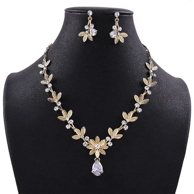 Baroque Gold/Silver, Crystal, Pearl and Rhinestone Tiara, Necklace & Earrings Wedding Jewelry Set