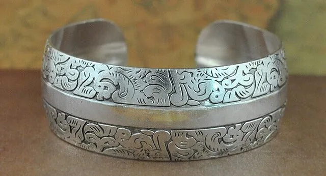 Bohemian Antalya bangles,antique Silver plated carve pattern Statement, Boho Coachella, Festival Turkish hand Jewelry, elephant