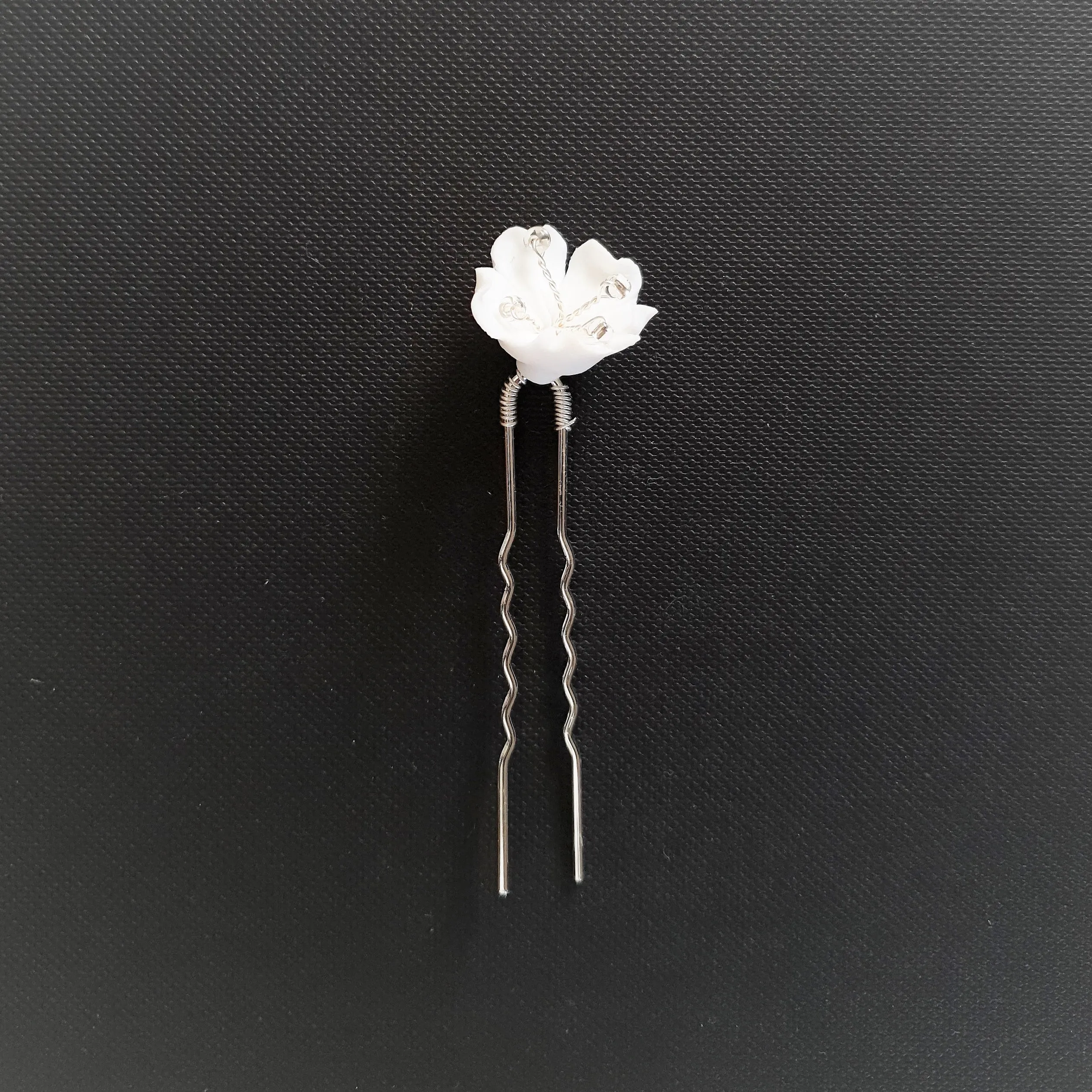 Bridal Hair Pins Set with White Flowers-Magnolia