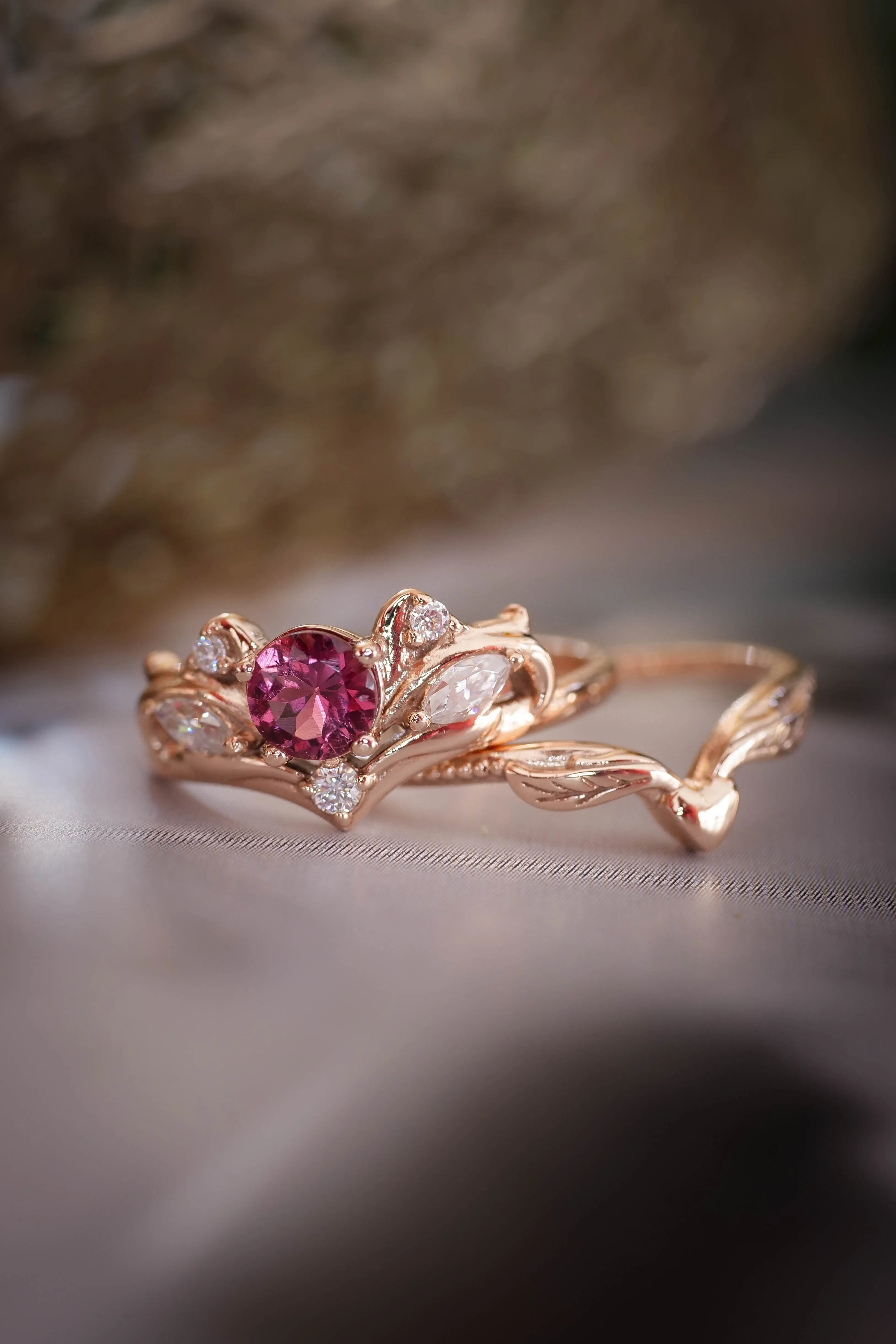 Bridal ring set with pink tourmaline / Swanlake