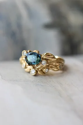 Bridal ring set with teal sapphire and diamonds / Arius