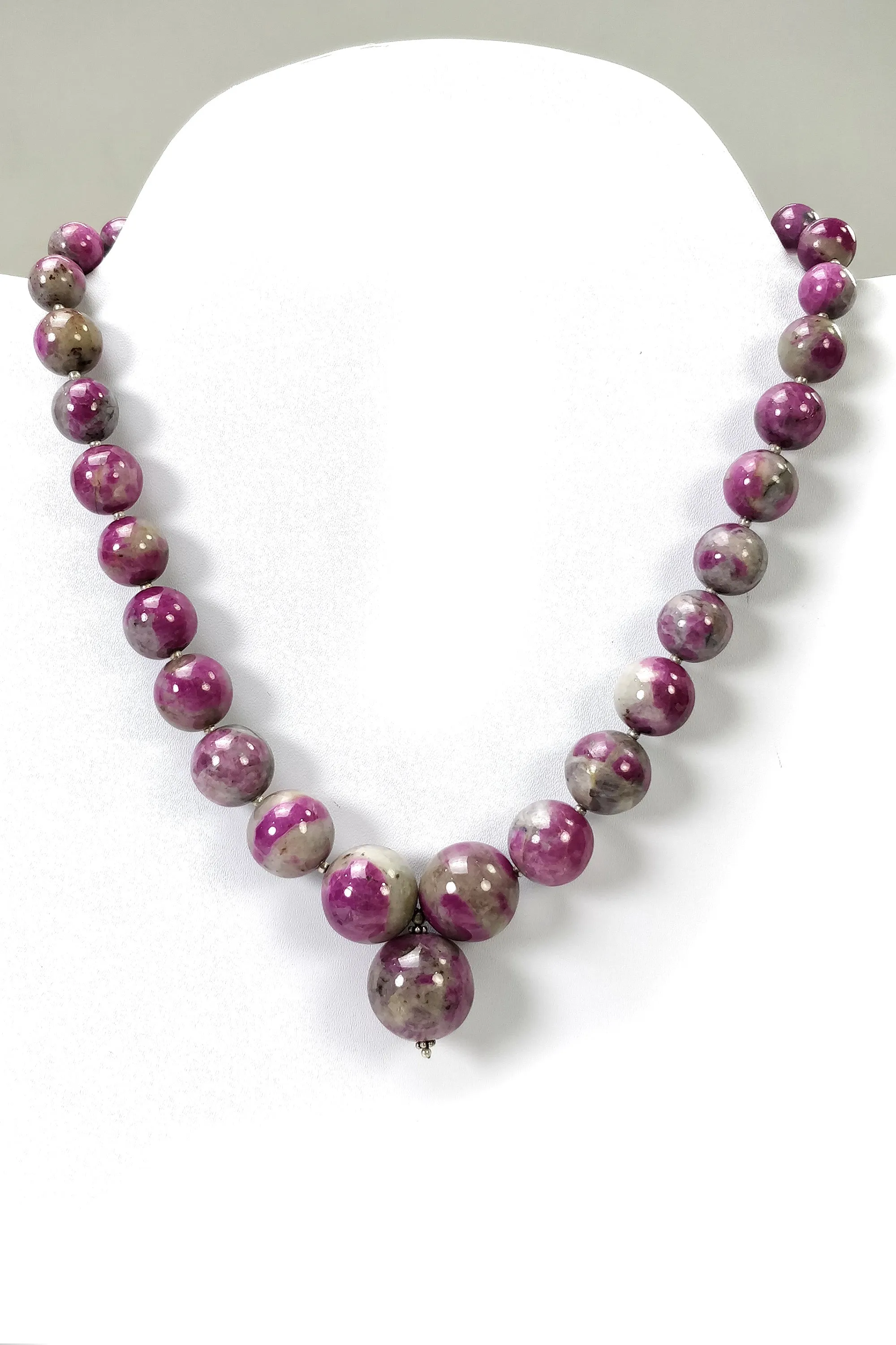 Global RUBY Gemstone NECKLACE: 669.25cts Natural Untreated Bi-Color Zoisite Ruby Balls 925 Sterling Silver 8mm - 19.5mm 19"