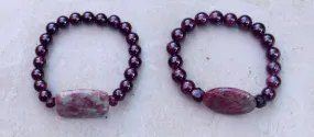 Green and Red Garnet with Garnets Gemstone Stretch Bracelets