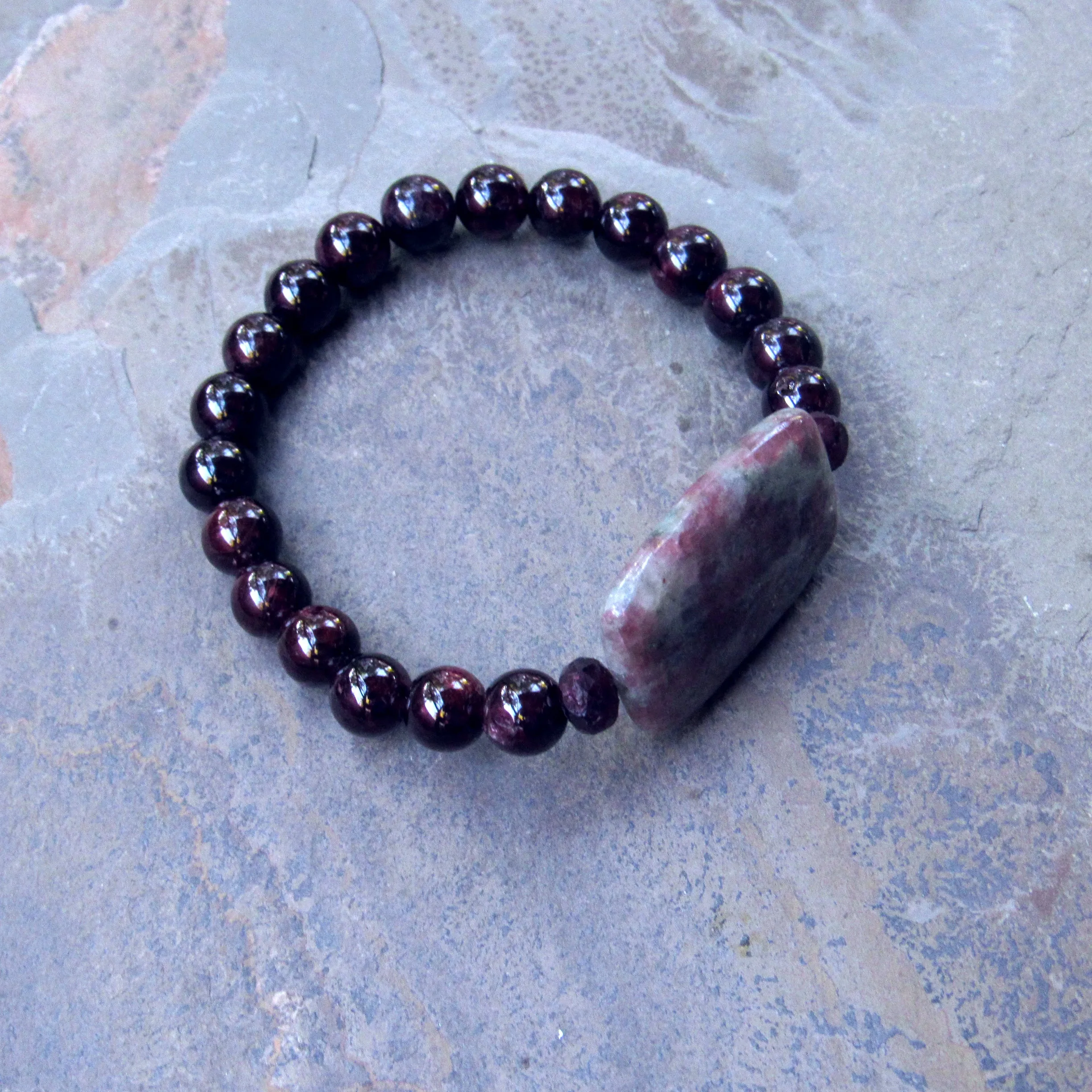 Green and Red Garnet with Garnets Gemstone Stretch Bracelets