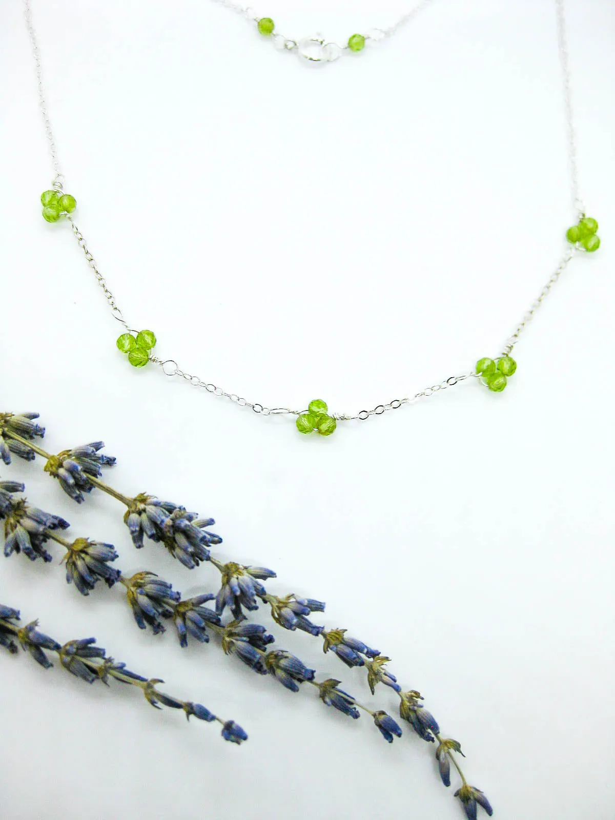 Hyacinth: Peridot Choker - n522