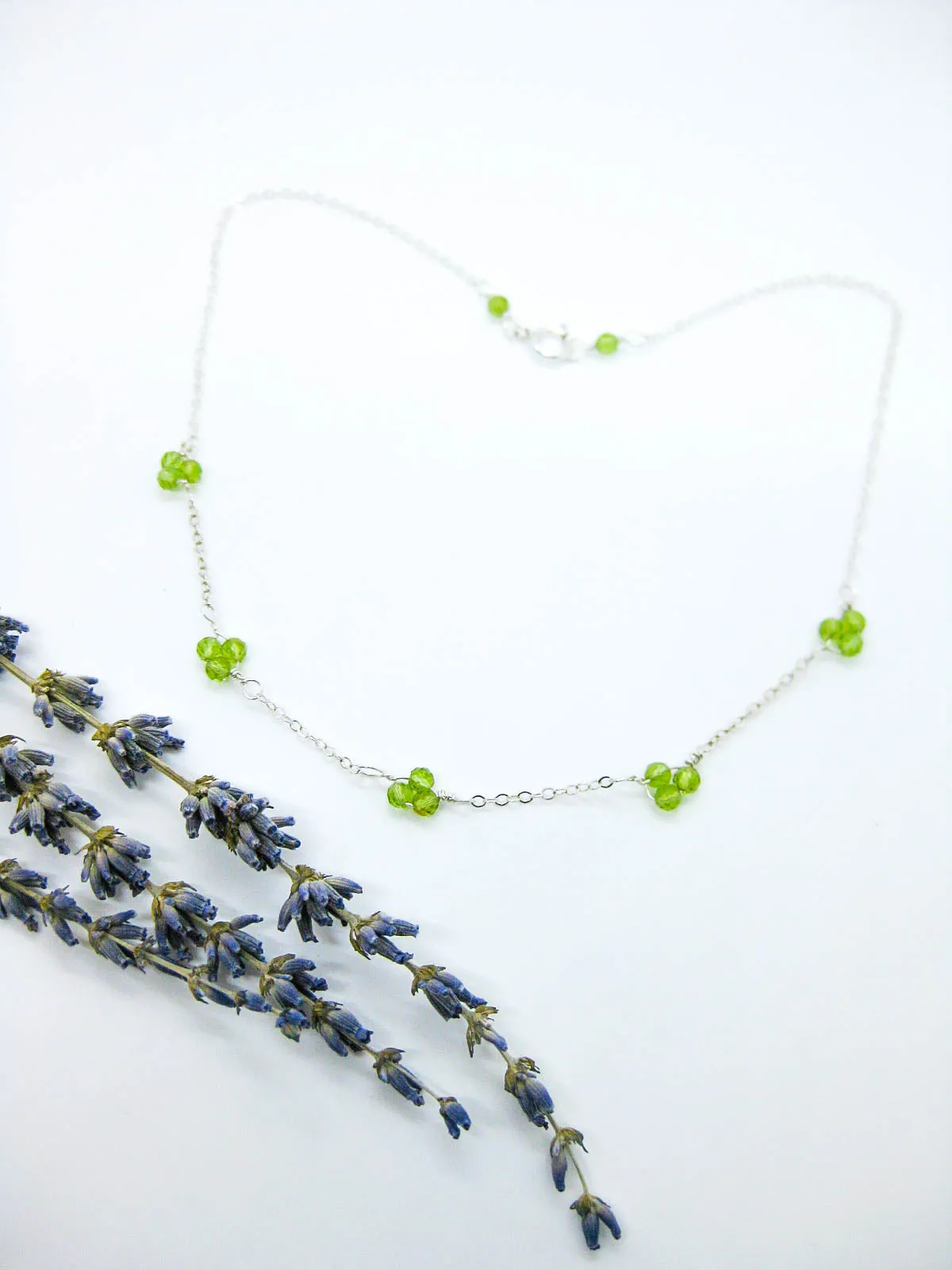 Hyacinth: Peridot Choker - n522