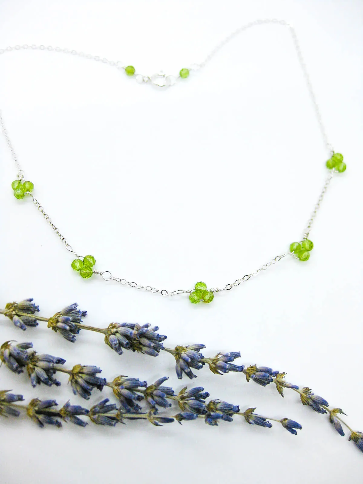 Hyacinth: Peridot Choker - n522