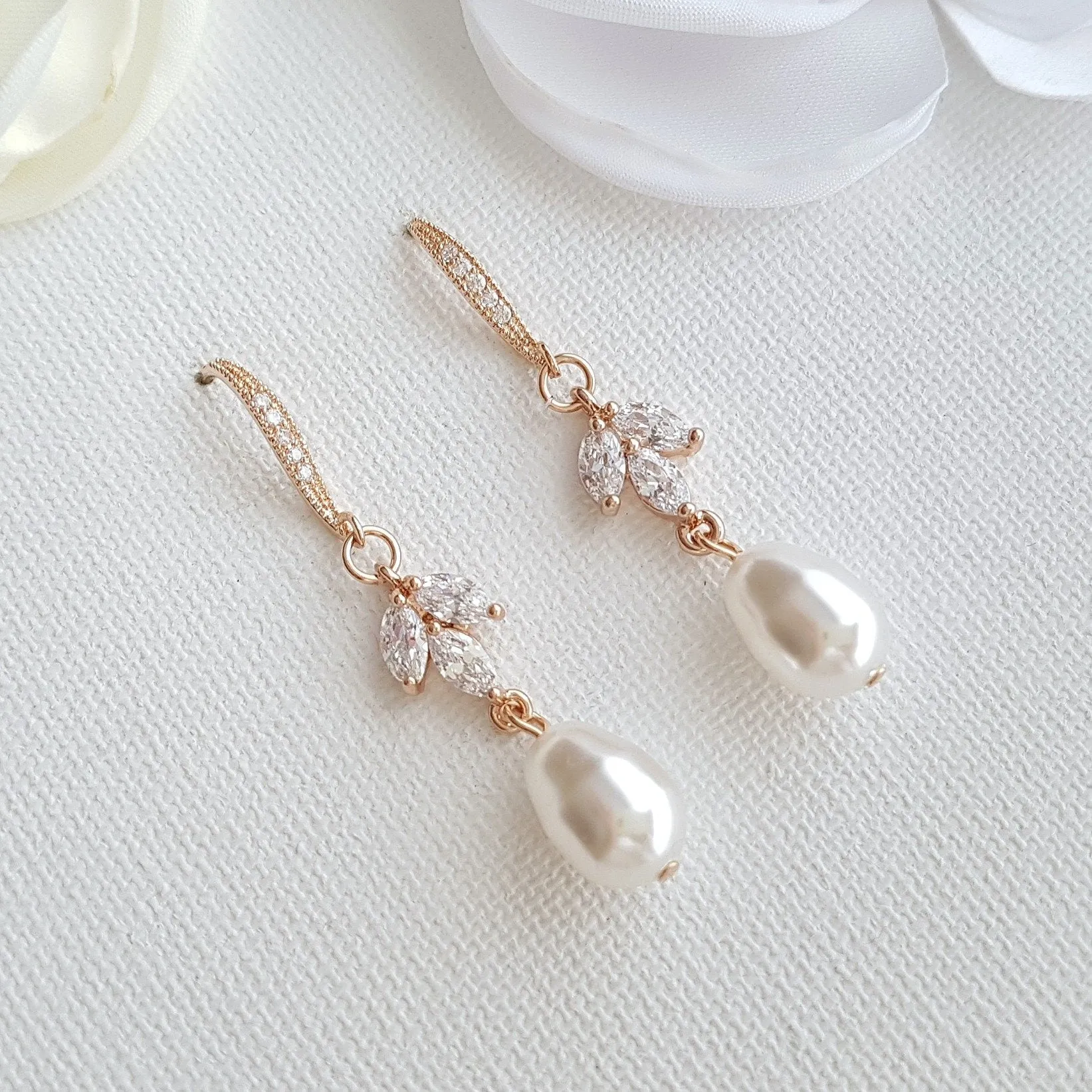 Jewelry Set for brides in Simple Design- Rose Gold- Leila