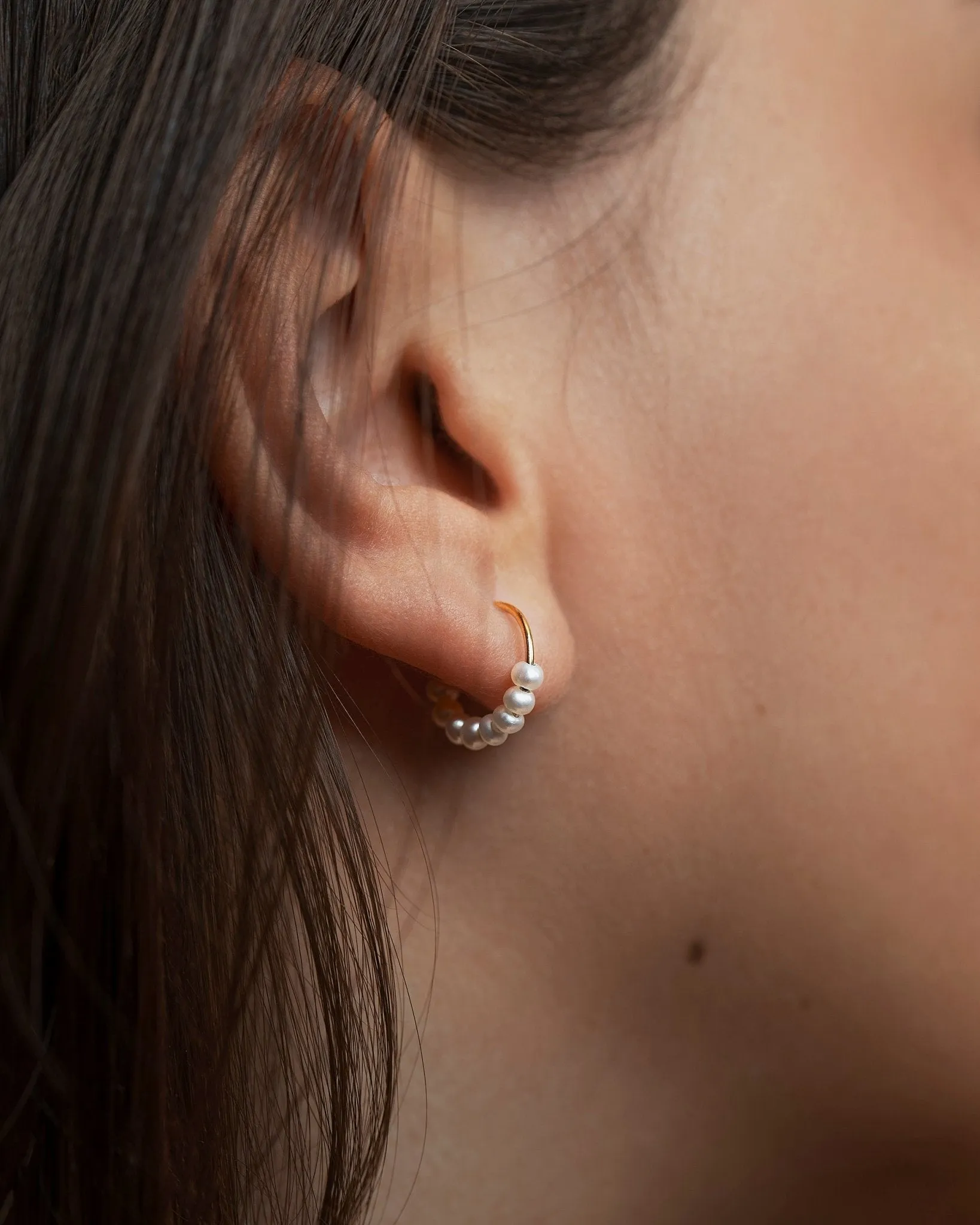 Justine Pearl Hoop Earrings