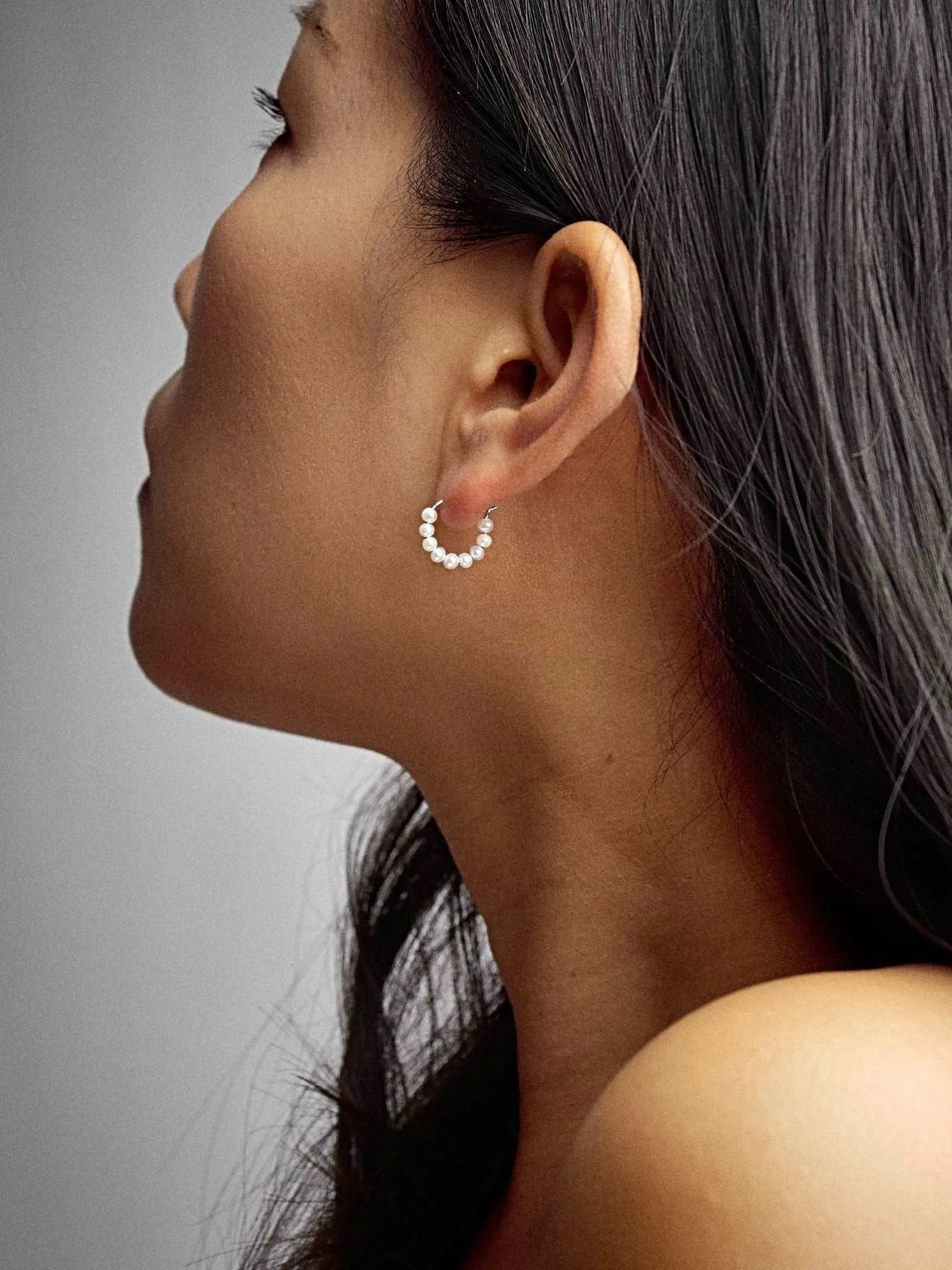 Justine Pearl Hoop Earrings