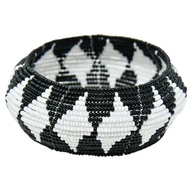 Maasai Concave Beaded Bangle 03 - Black & White