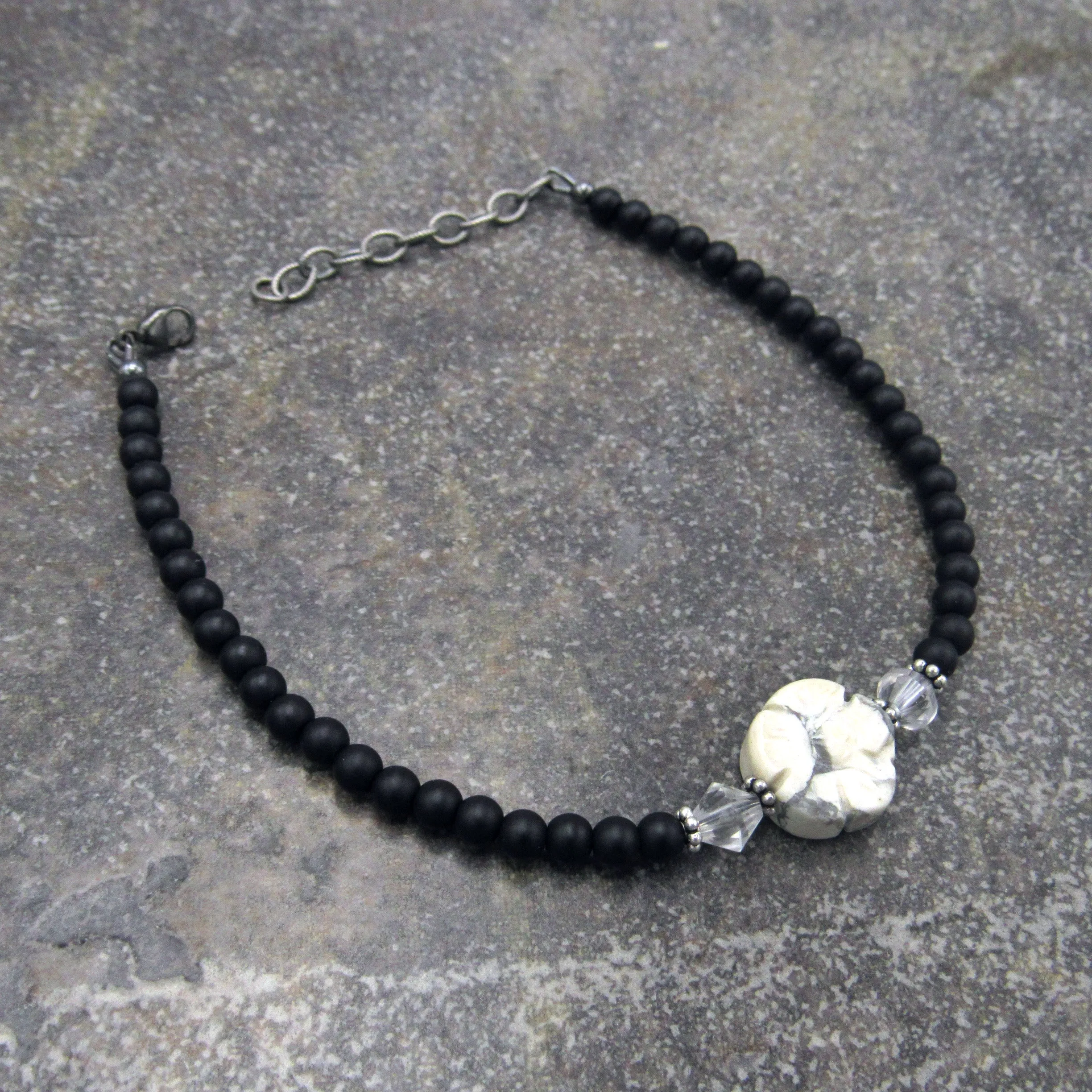 Matte Onyx Gemstone Anklet with Howlite Flower