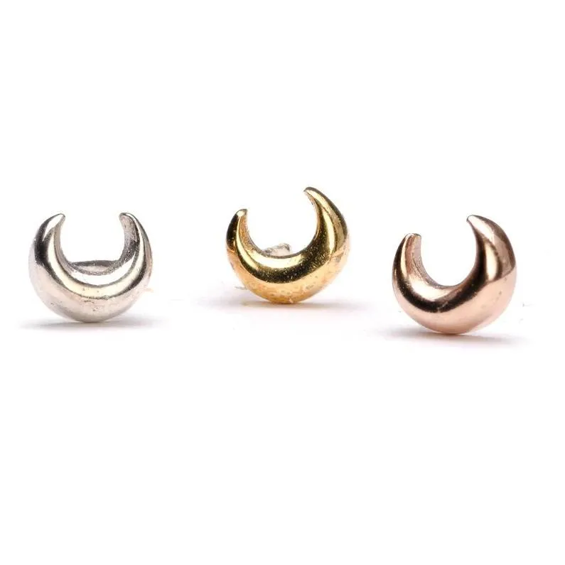 Moopha Stud Earrings