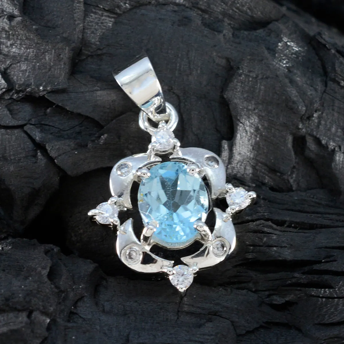 Riyo Beaut Gemstone Oval Faceted Blue Blue Topaz Sterling Silver Pendant Gift For Handmade