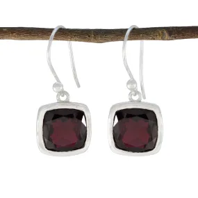 Riyo Decorative 925 Sterling Silver Earring For Demoiselle Garnet Earring Bezel Setting Red Earring Dangle Earring