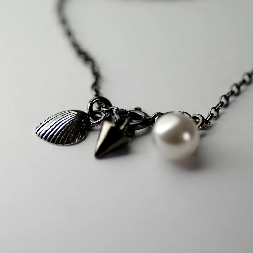 Shell & Pearl pendant - final sale